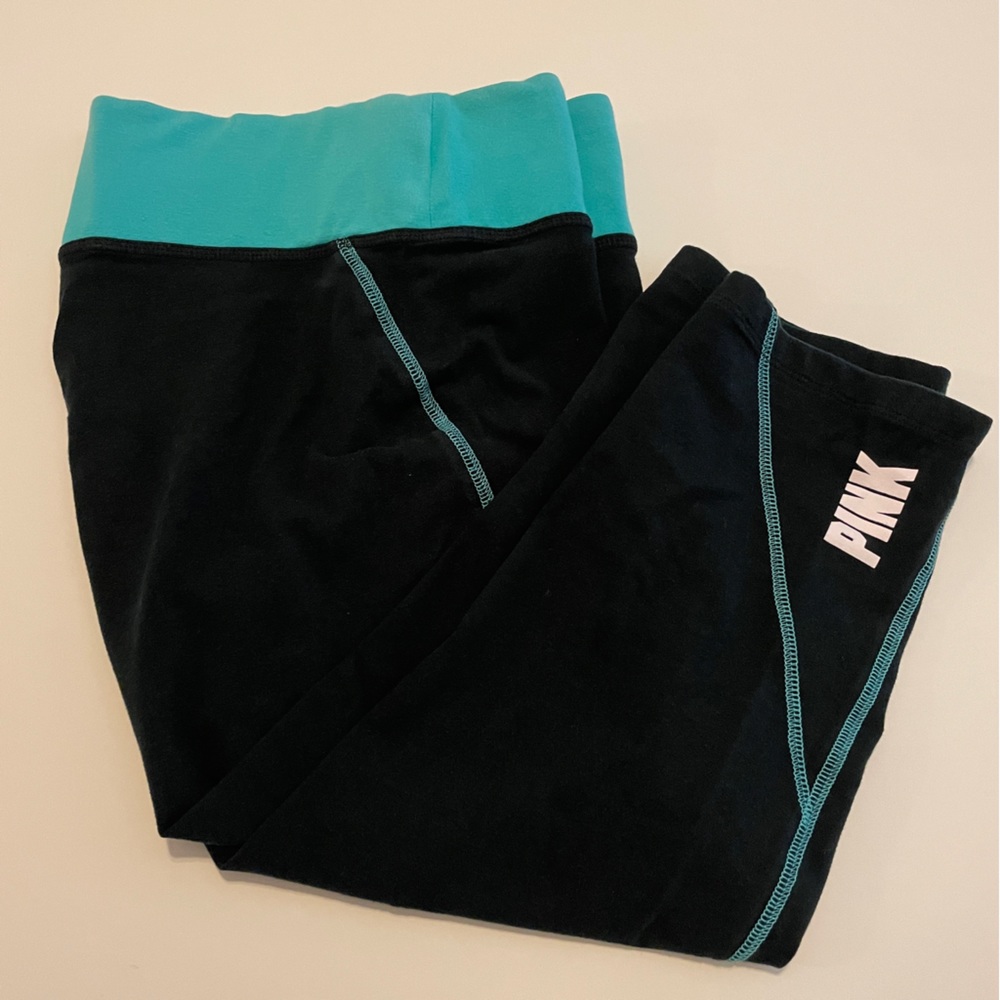 Victoria’s Secret Pink Yoga Capri Pant Black and Teal Size Medium